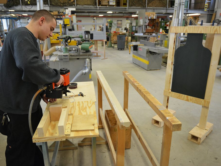 MM Services technician at work